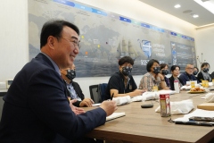 PCT-Delegates-Visit_001